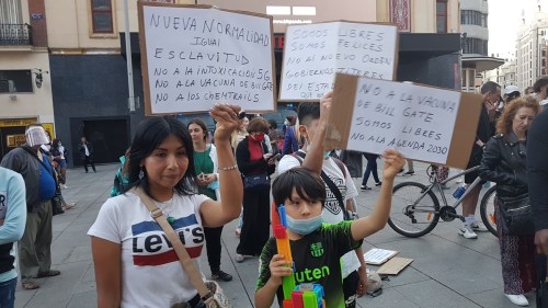 POR LA LIBERTAD, POR EL AMOR SOCIAL